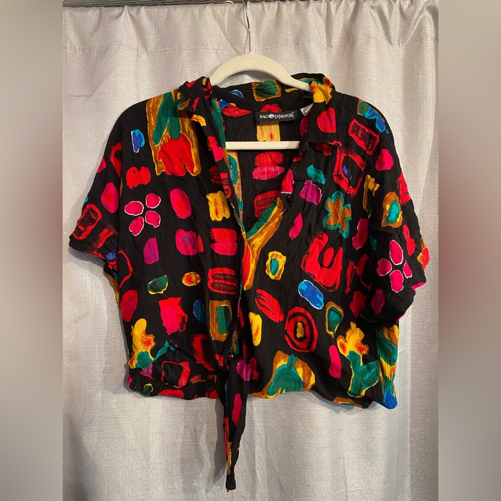 Sag Harbor Multicolor Abstract Button Down Shirt size medium petite